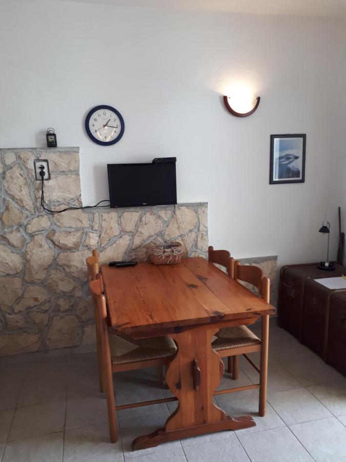 Apartmani Sikic メタイナ エクステリア 写真