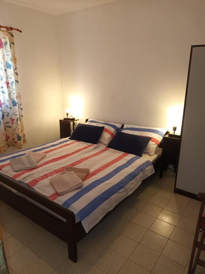 Apartmani Sikic メタイナ エクステリア 写真